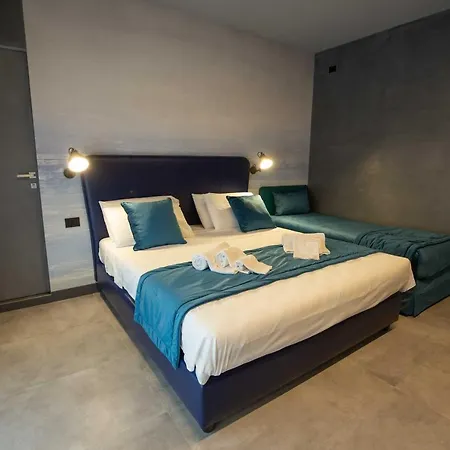 Lady Diamond By Dimorra Pensjonat Neapol