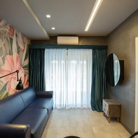 Lady Diamond By Dimorra