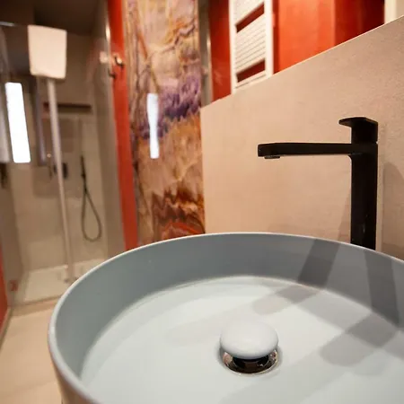 Lady Diamond By Dimorra * Neapol